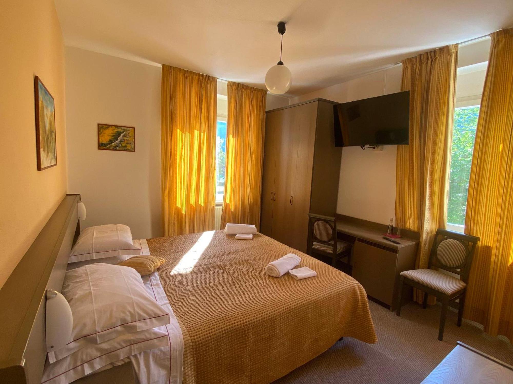 Garden Hotel Bellariva โมลเวโน ภายนอก รูปภาพ